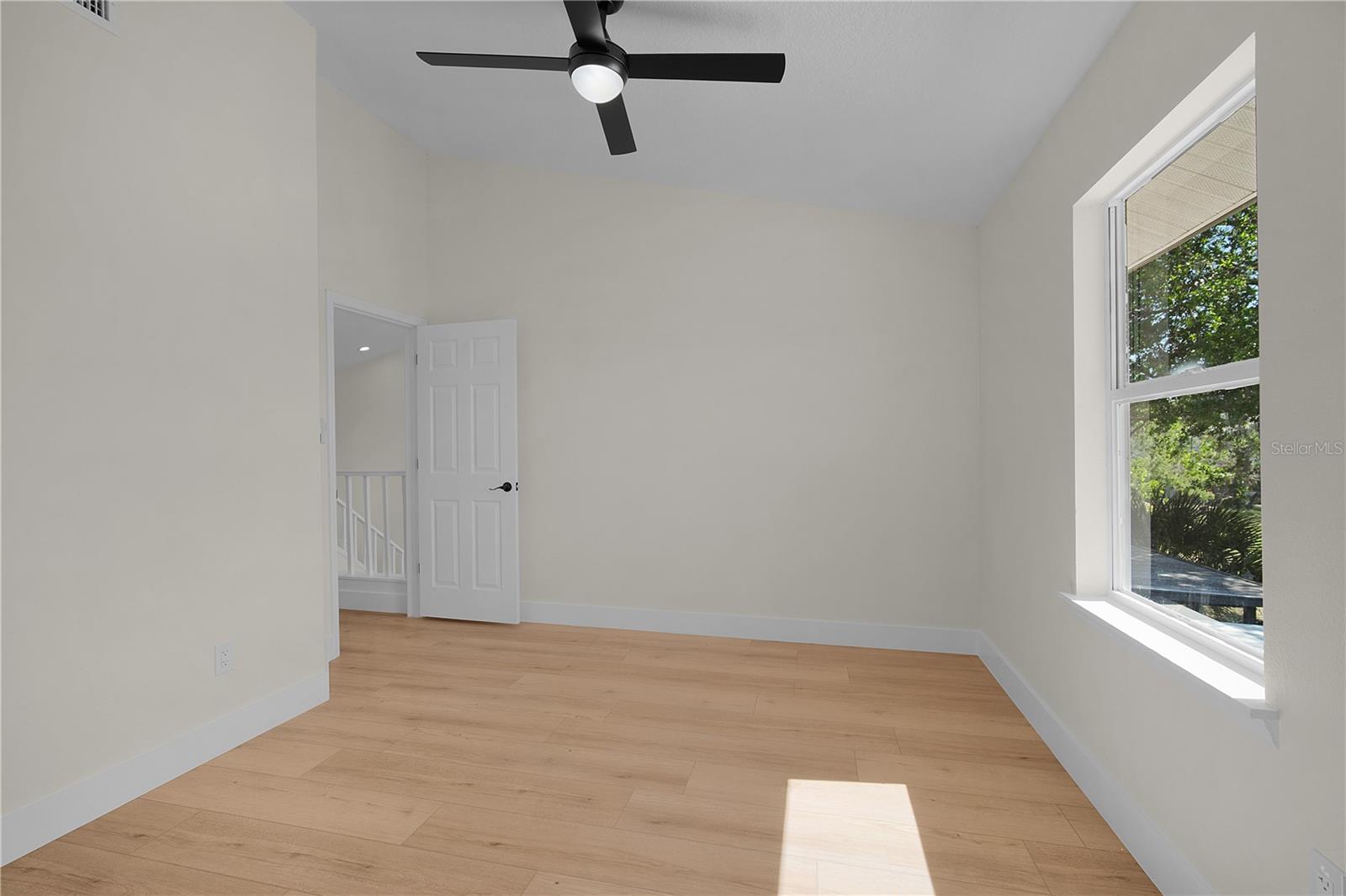 Image 29 of 38 For 233 Wilderness Point