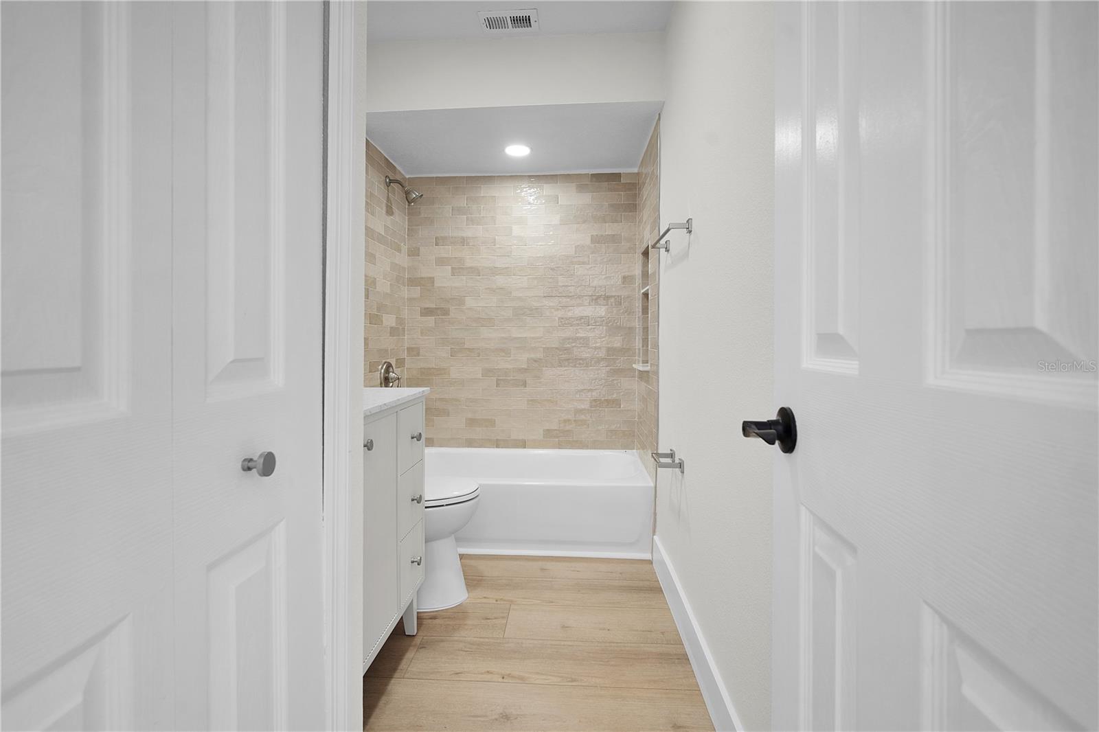 Image 32 of 38 For 233 Wilderness Point