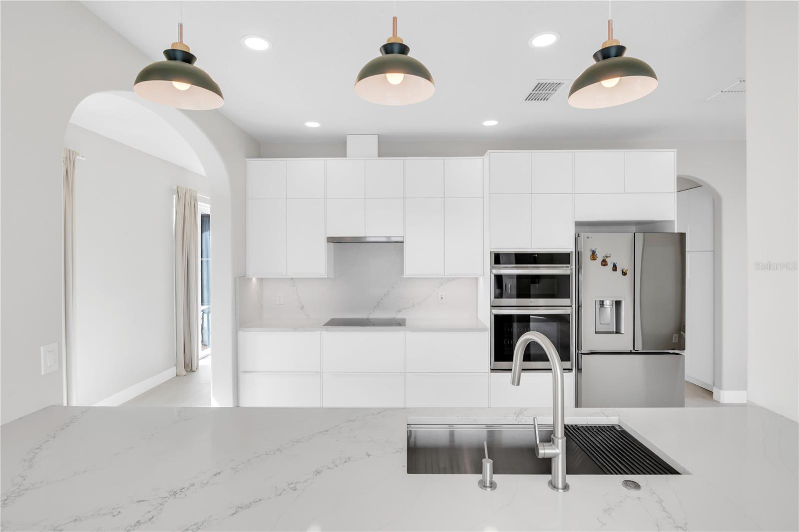 Image 10 of 53 For 9897 Lake District Lane