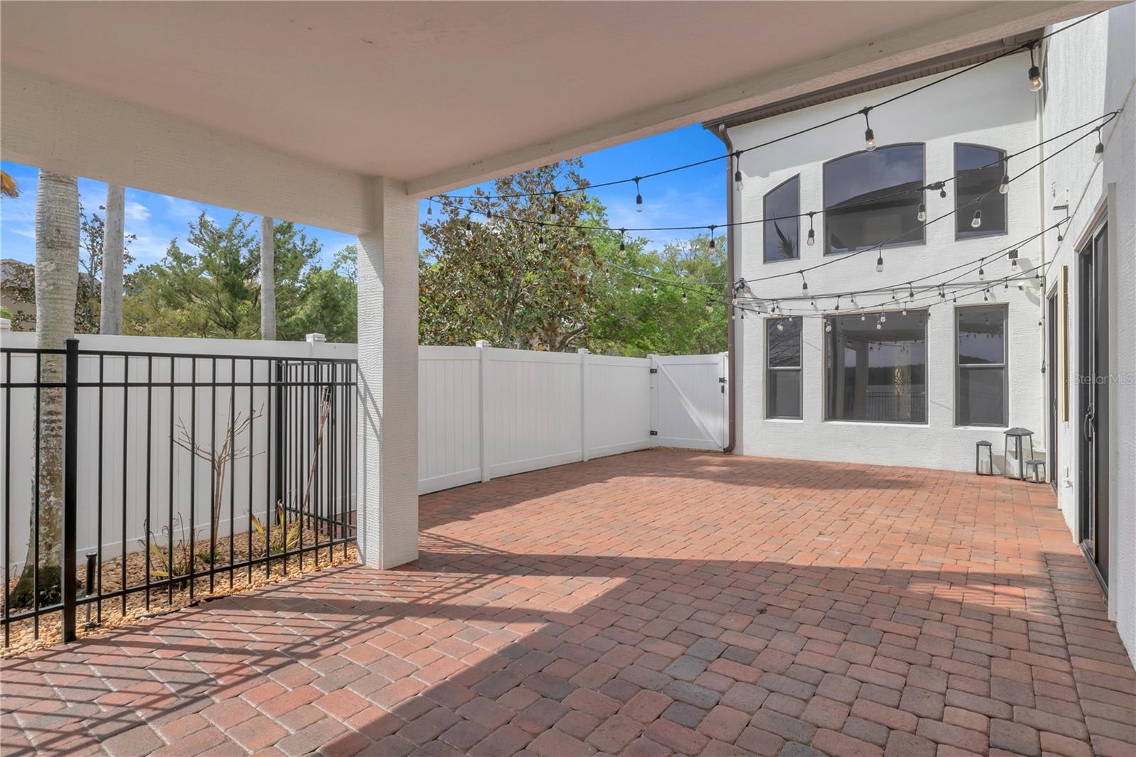 Image 15 of 53 For 9897 Lake District Lane