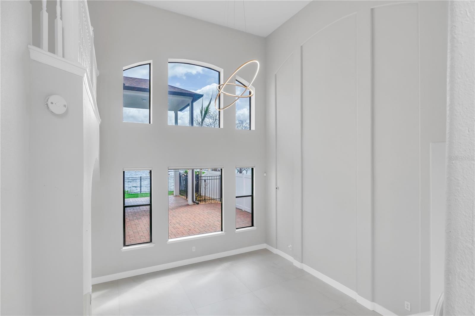 Image 22 of 53 For 9897 Lake District Lane