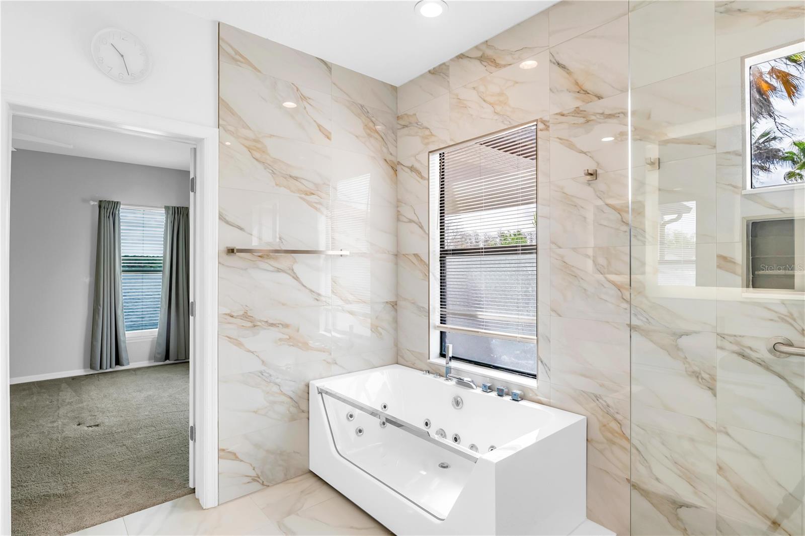 Image 27 of 53 For 9897 Lake District Lane