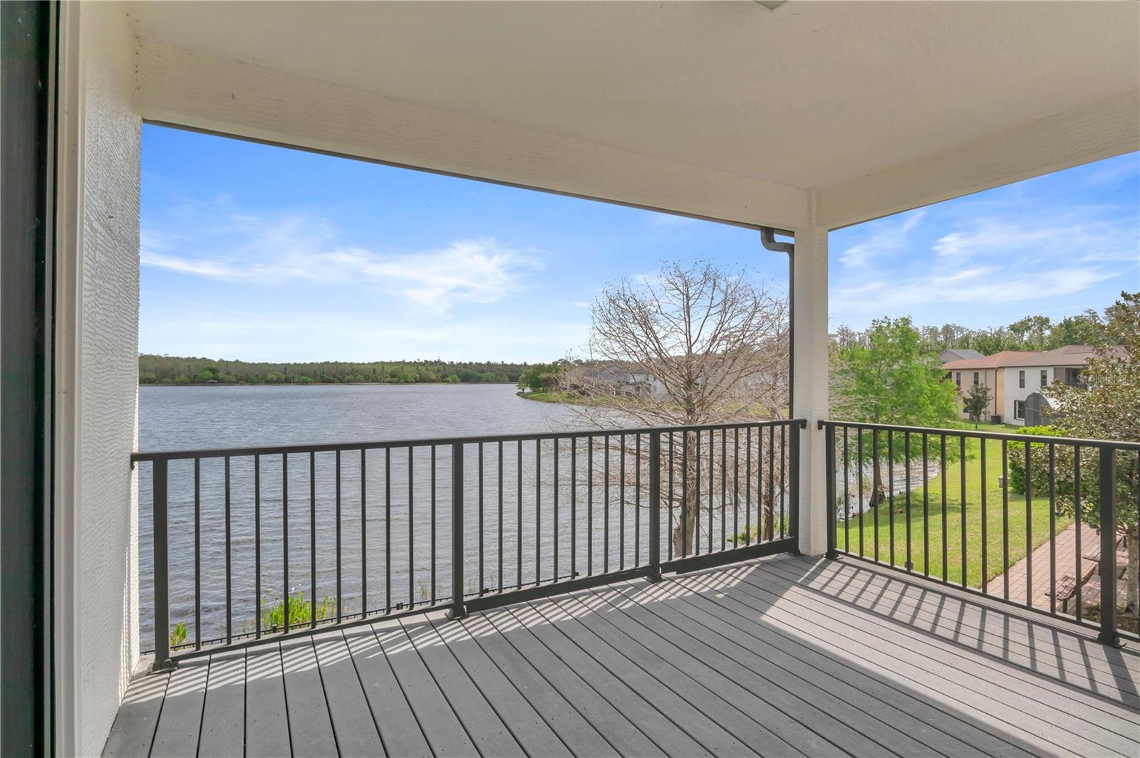 Image 29 of 53 For 9897 Lake District Lane