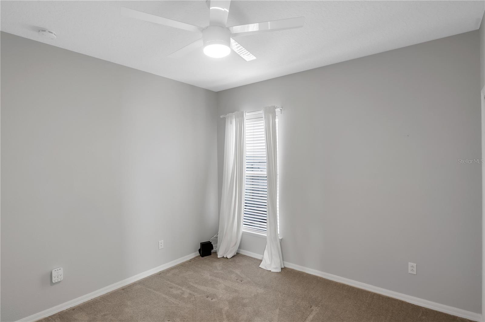 Image 32 of 53 For 9897 Lake District Lane