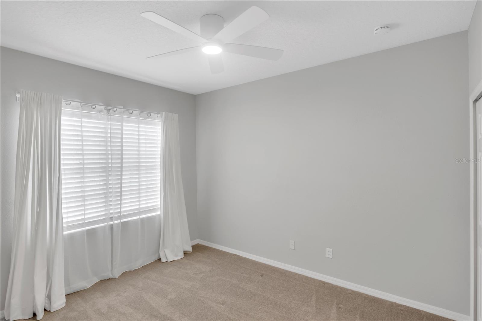 Image 34 of 53 For 9897 Lake District Lane