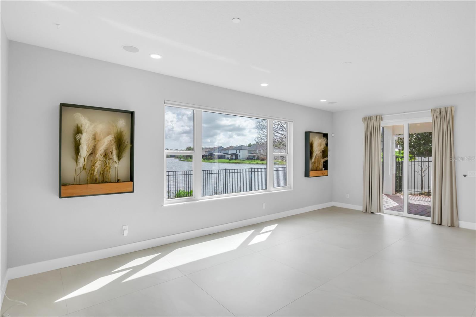 Image 8 of 53 For 9897 Lake District Lane