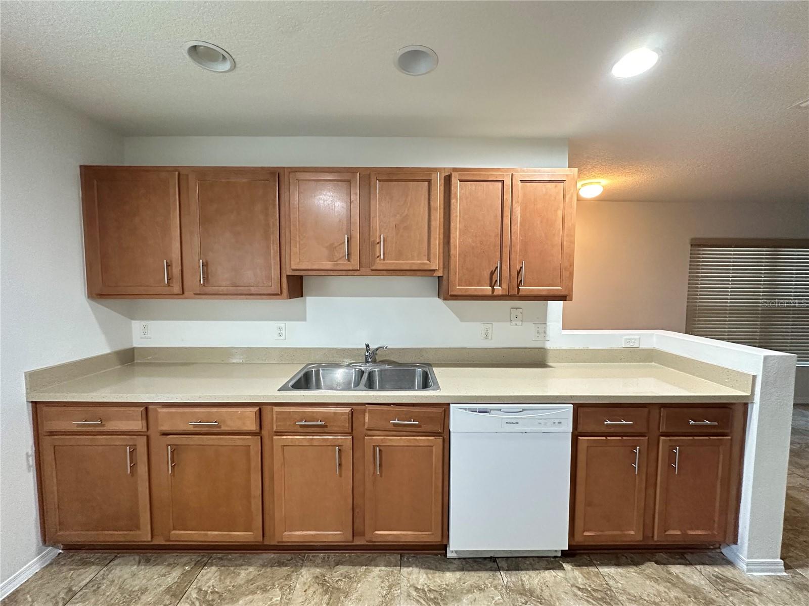 Image 10 of 34 For 5113 Dominica Drive