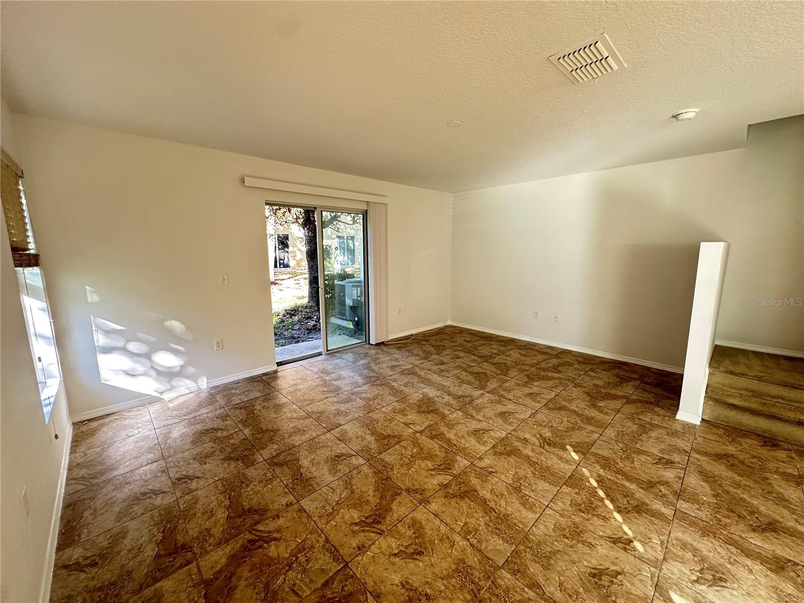 Image 14 of 34 For 5113 Dominica Drive