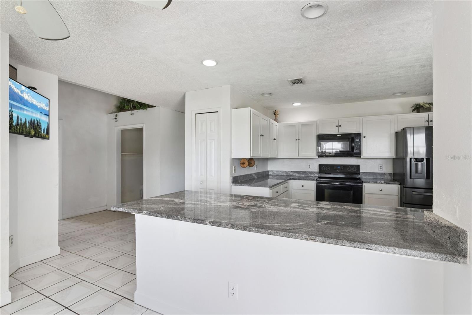 Image 11 of 34 For 6700 Crescent Ridge Road