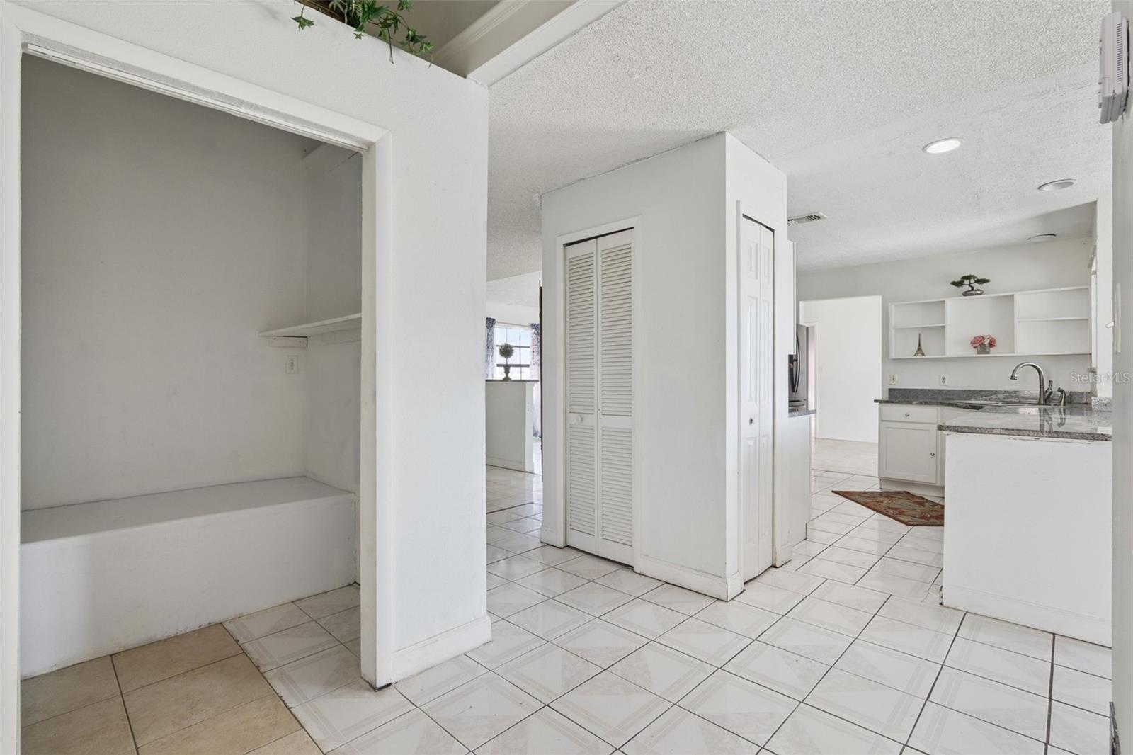 Image 7 of 34 For 6700 Crescent Ridge Road