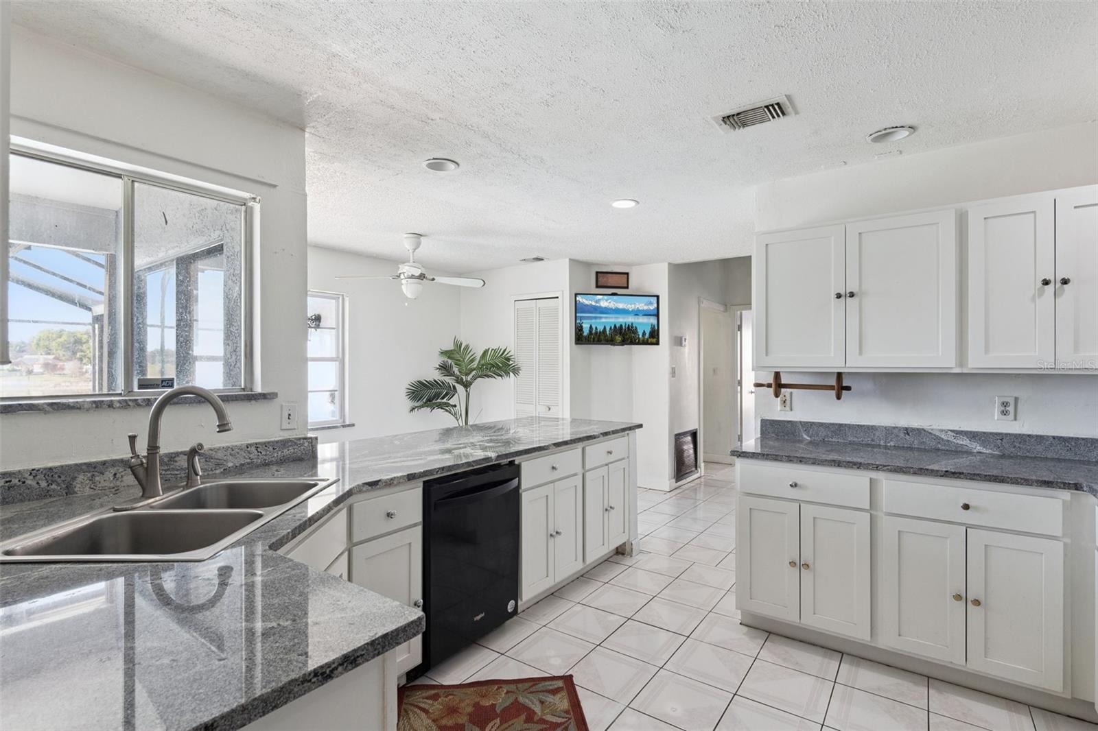 Image 8 of 34 For 6700 Crescent Ridge Road