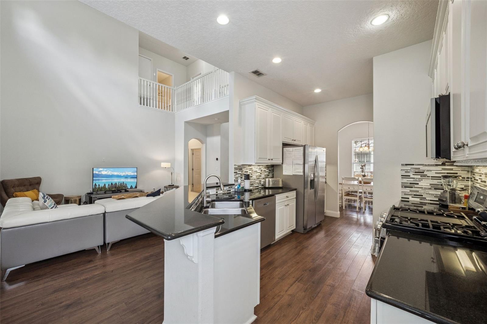 Image 10 of 62 For 7412 Devereaux Street