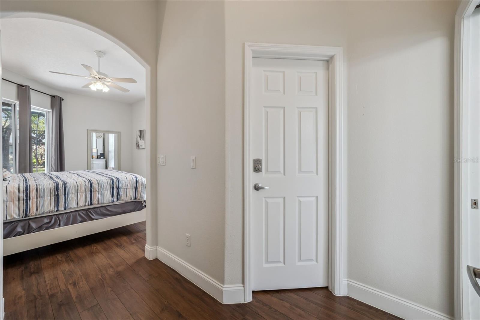 Image 25 of 62 For 7412 Devereaux Street