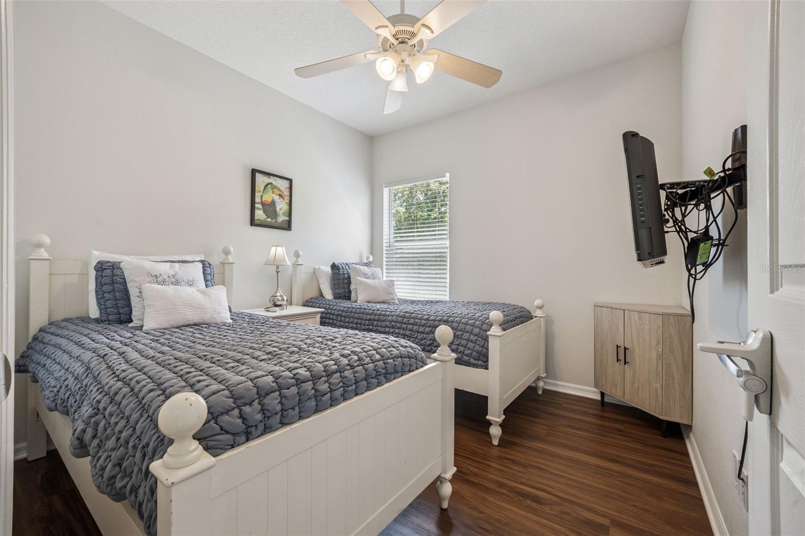 Image 37 of 62 For 7412 Devereaux Street