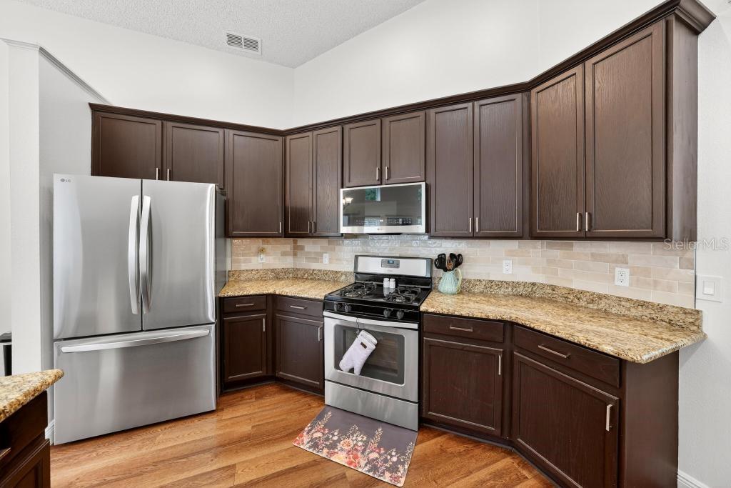 Image 36 of 81 For 5477 Glen Oak Place