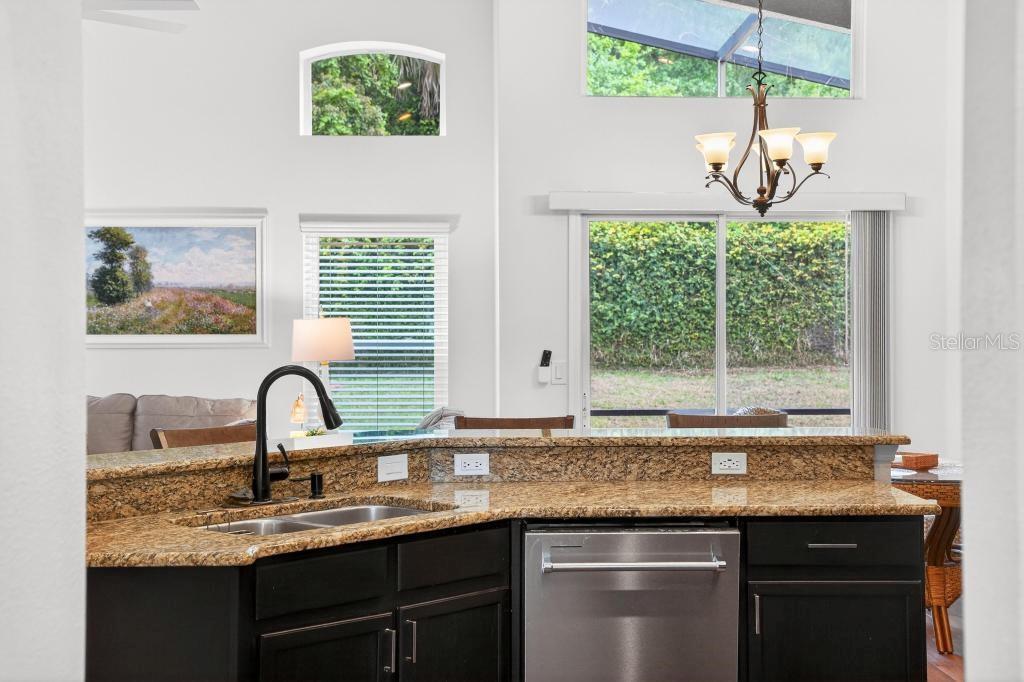 Image 5 of 81 For 5477 Glen Oak Place