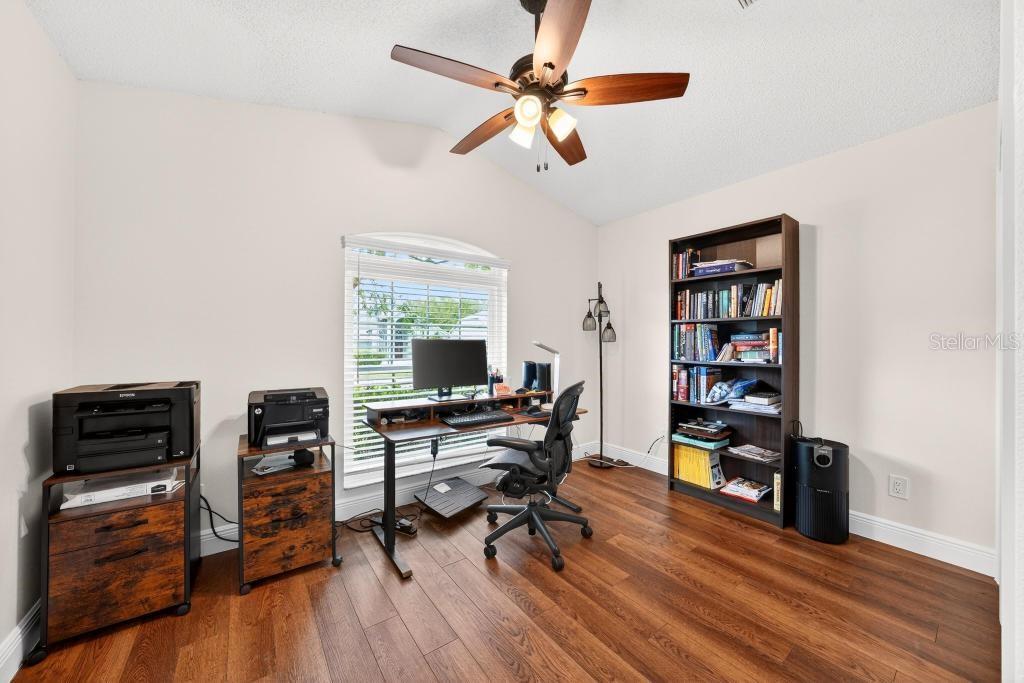 Image 57 of 81 For 5477 Glen Oak Place