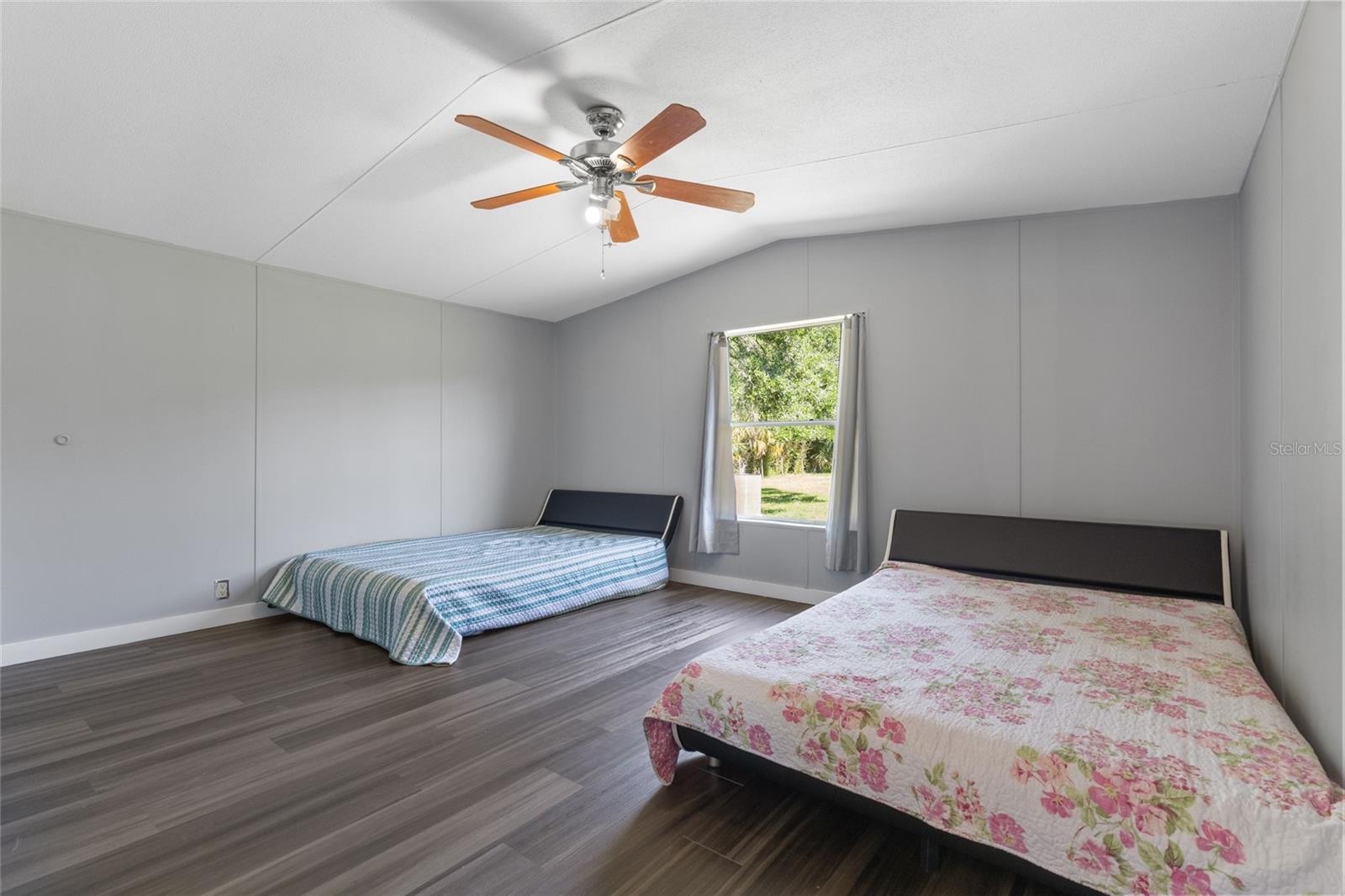 Image 15 of 28 For 11902 Cr 727