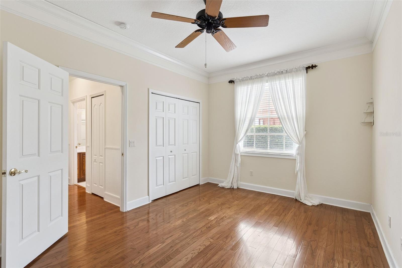 Image 35 of 61 For 156 Seville Chase Drive