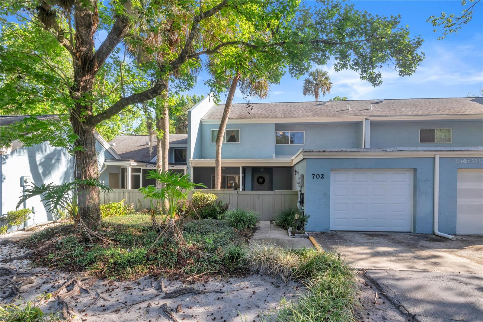 Image 24 of 33 For 702 Glasgow Court 702