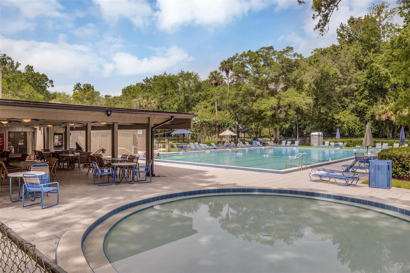 Image 26 of 33 For 702 Glasgow Court 702