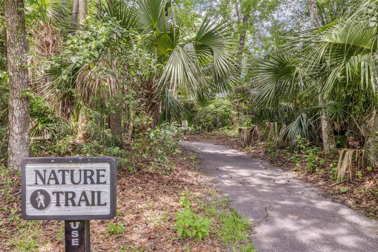 Image 29 of 33 For 702 Glasgow Court 702