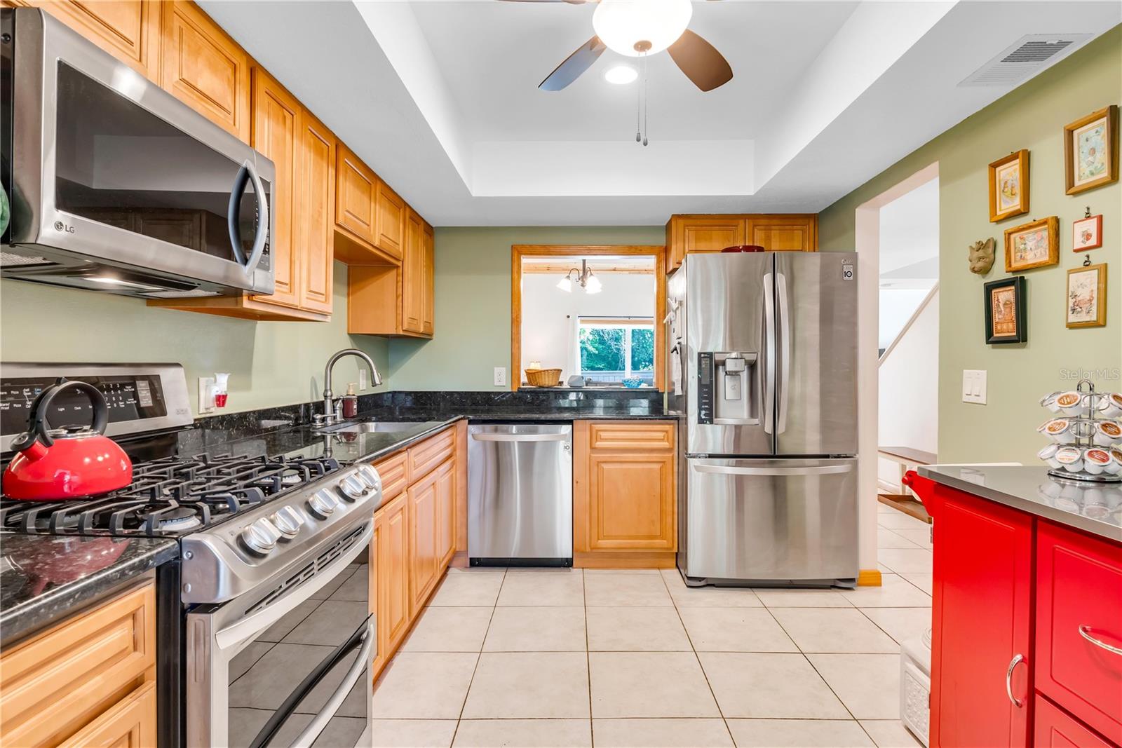 Image 3 of 33 For 702 Glasgow Court 702