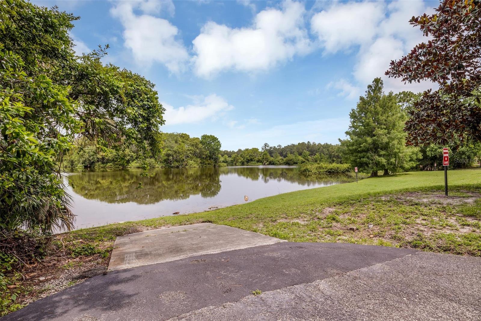 Image 31 of 33 For 702 Glasgow Court 702