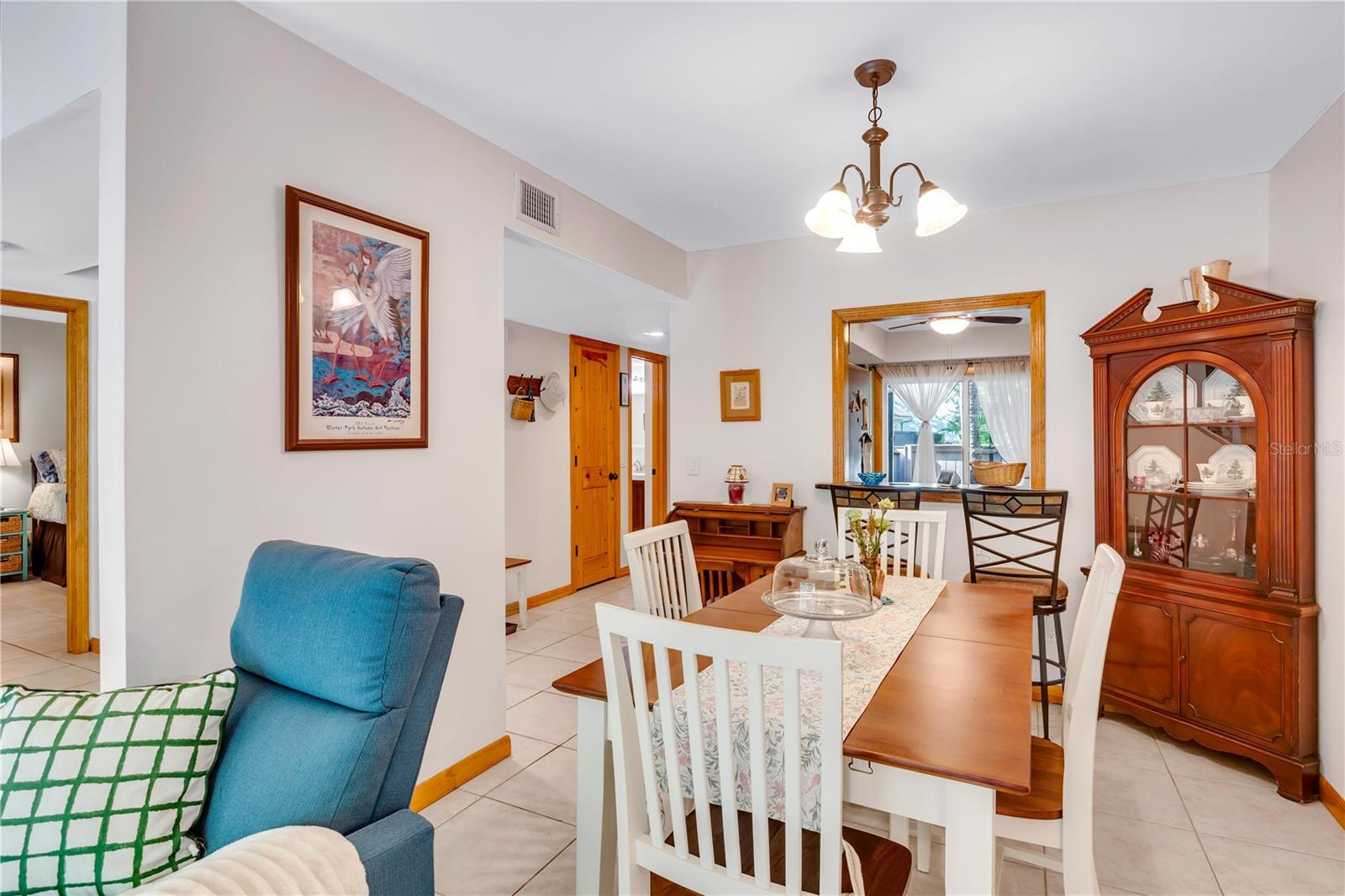 Image 8 of 33 For 702 Glasgow Court 702