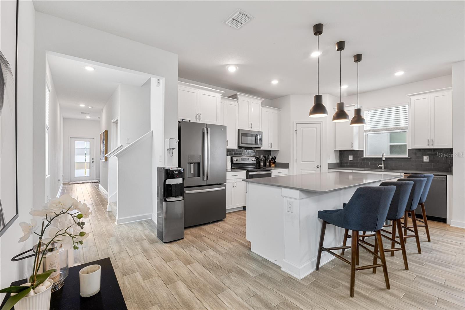 Image 24 of 49 For 11747 Apostrophe Alley