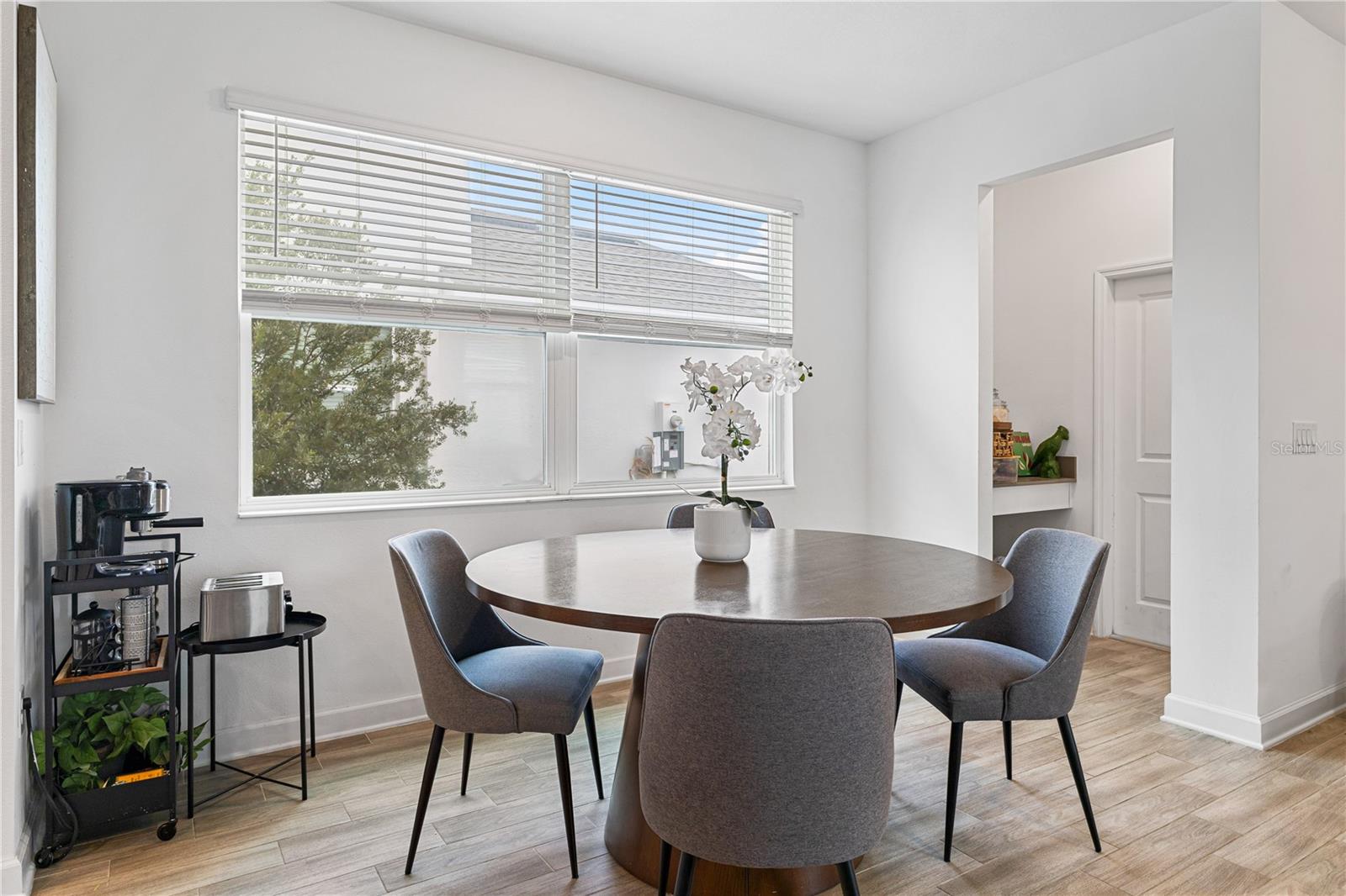 Image 35 of 49 For 11747 Apostrophe Alley