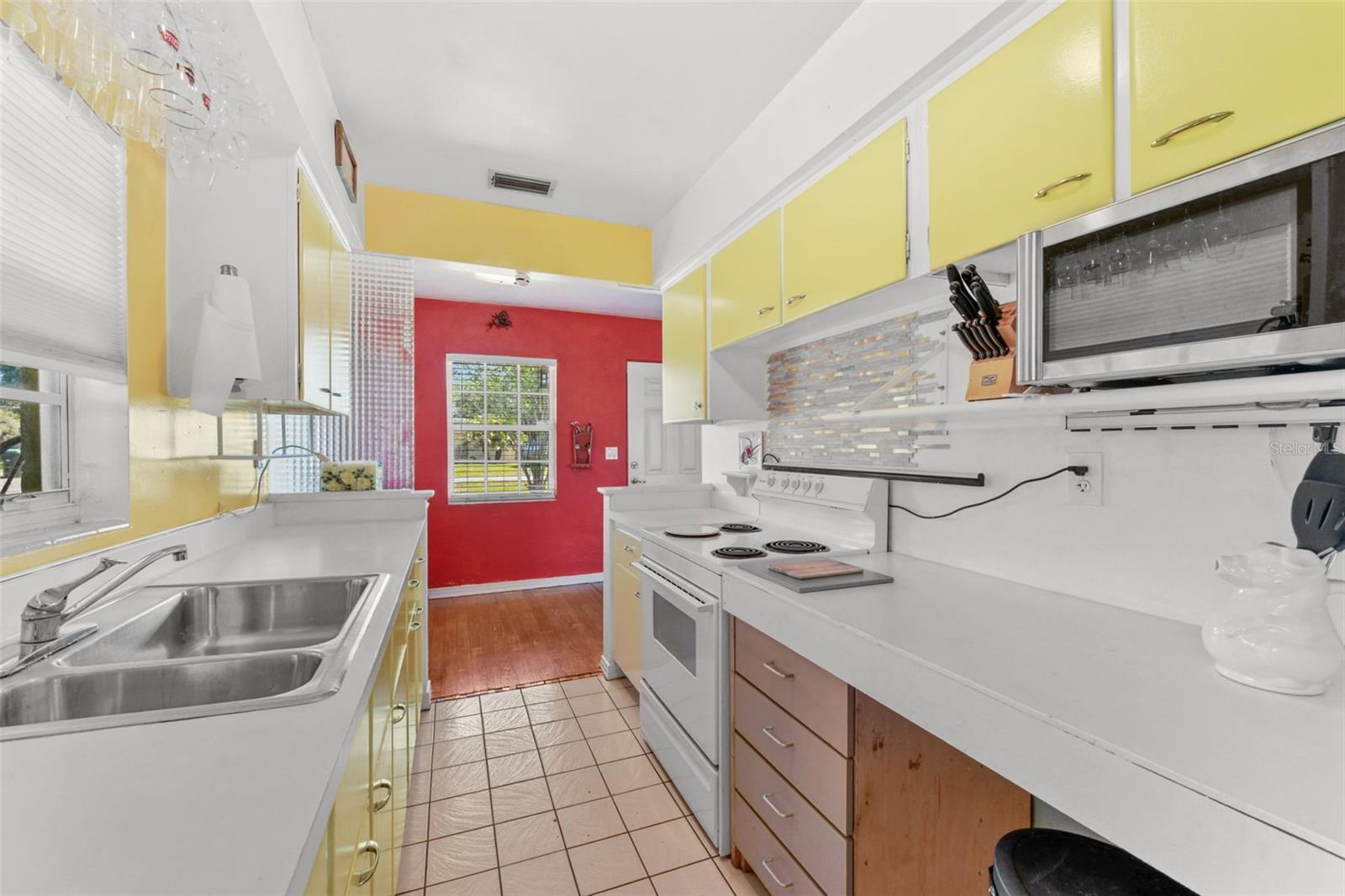 Image 24 of 46 For 4370 Shorecrest Drive