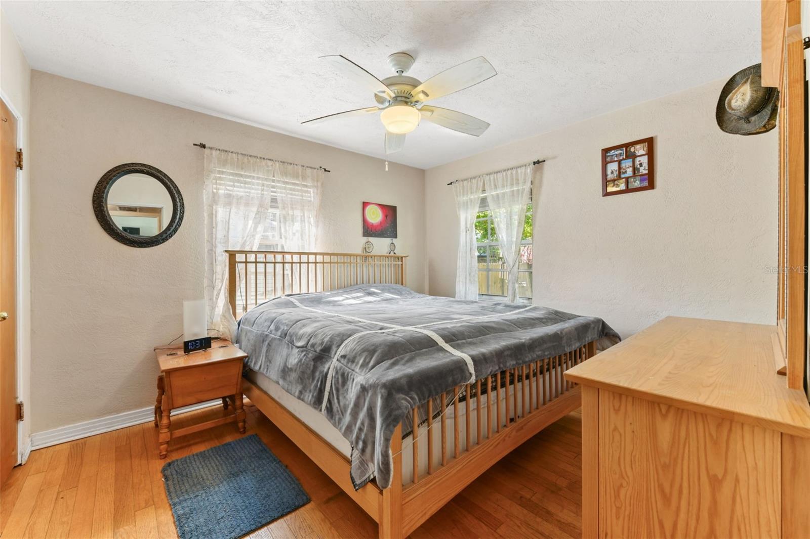 Image 28 of 46 For 4370 Shorecrest Drive