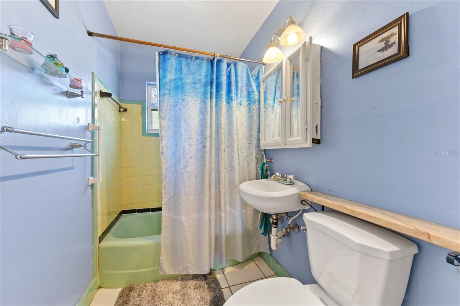 Image 29 of 46 For 4370 Shorecrest Drive