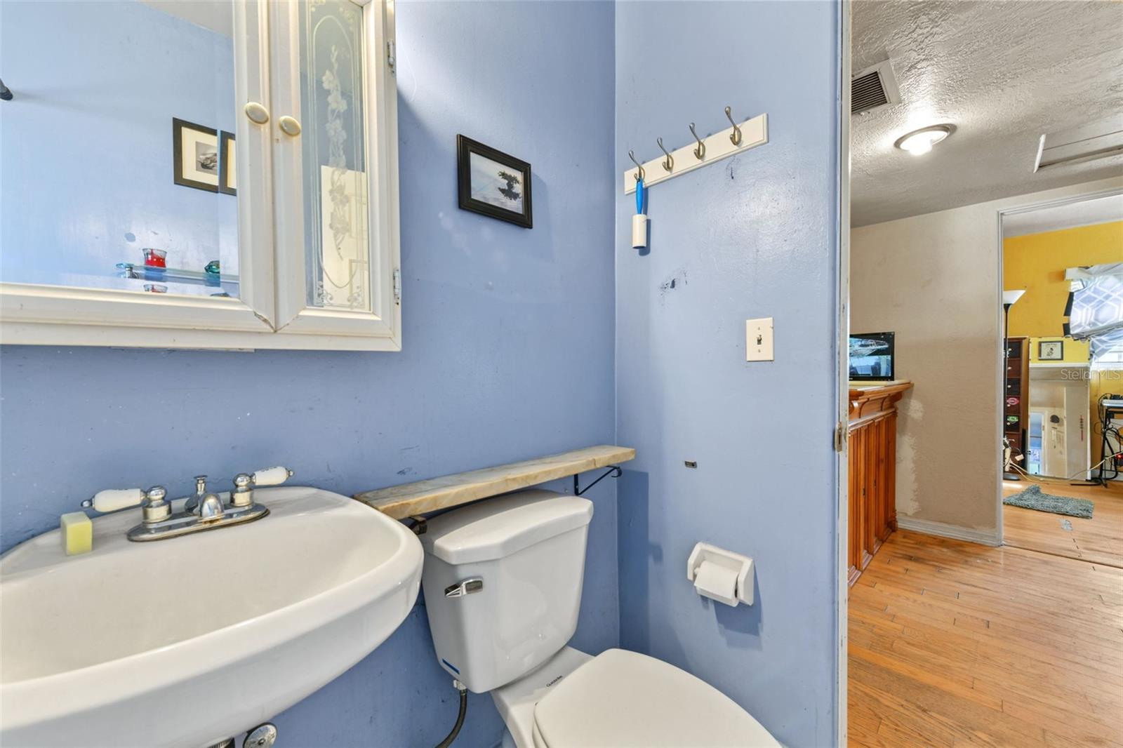 Image 30 of 46 For 4370 Shorecrest Drive