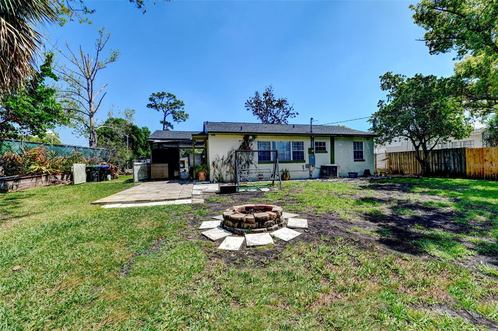 Image 34 of 46 For 4370 Shorecrest Drive