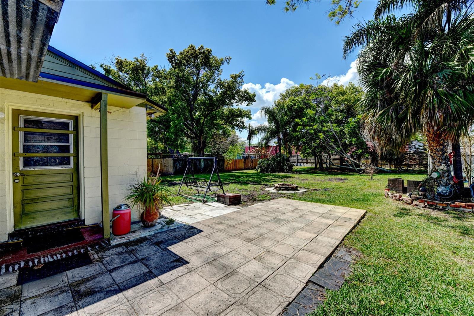 Image 36 of 46 For 4370 Shorecrest Drive