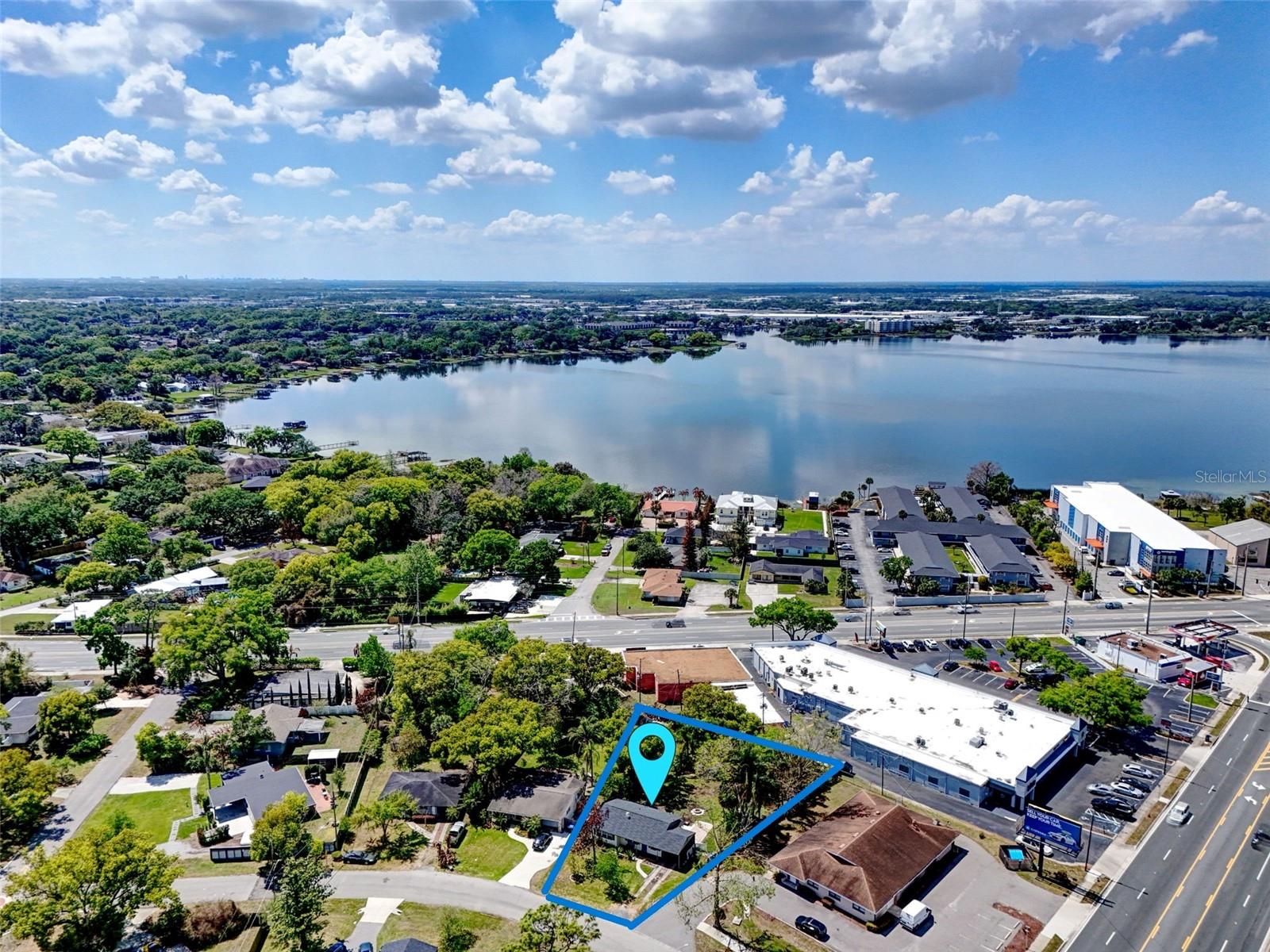 Image 4 of 46 For 4370 Shorecrest Drive