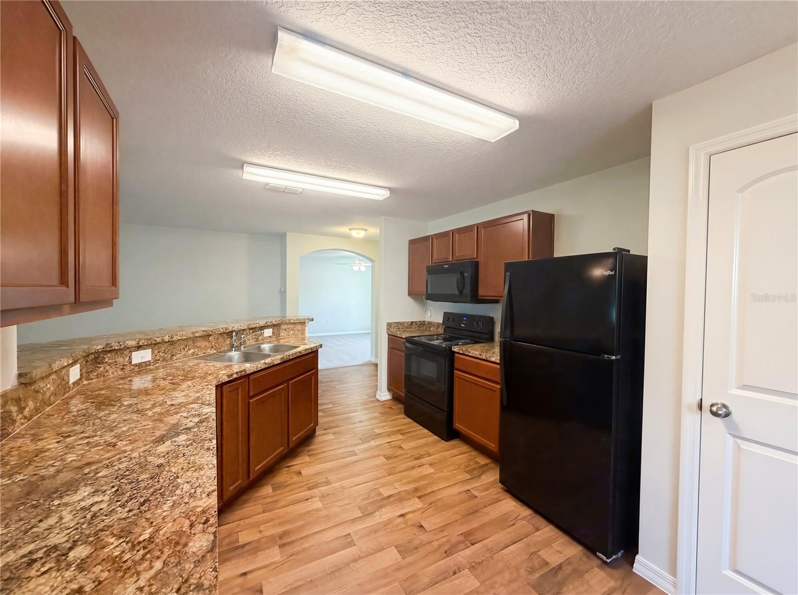 Image 14 of 23 For 2359 Bexley Drive