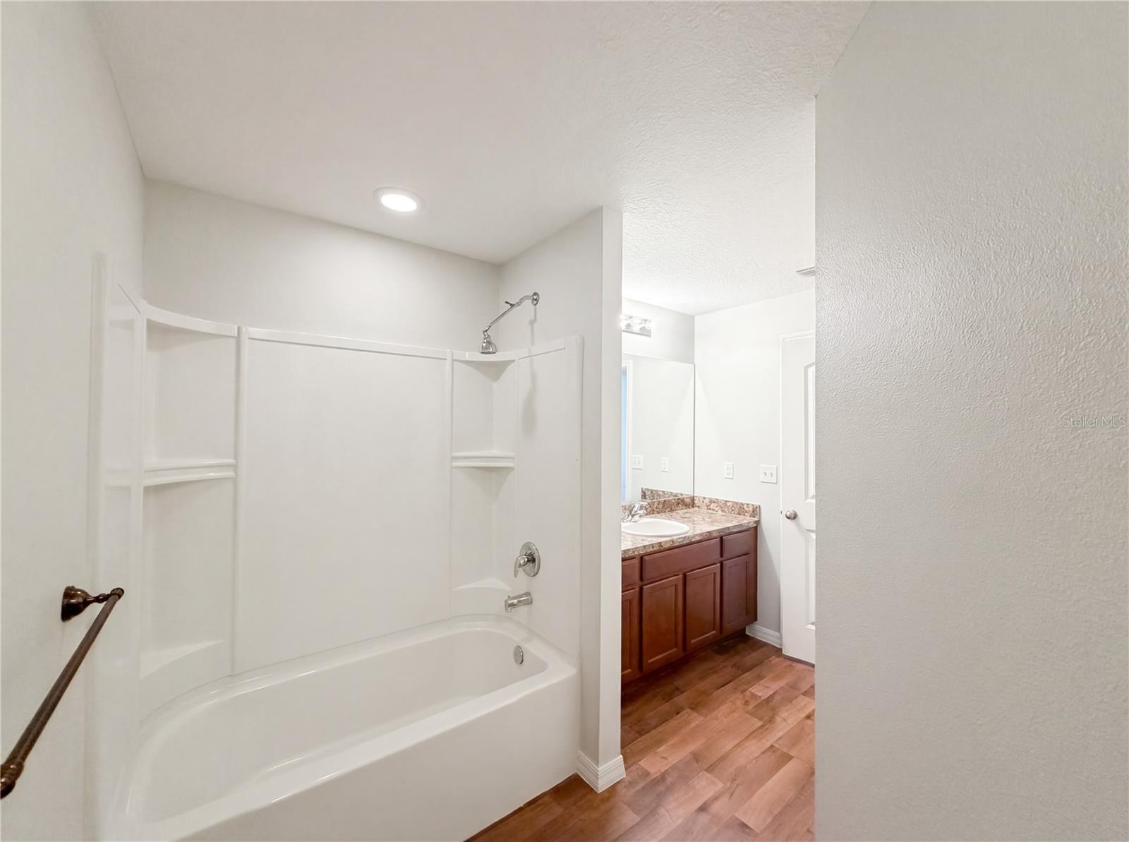 Image 19 of 23 For 2359 Bexley Drive