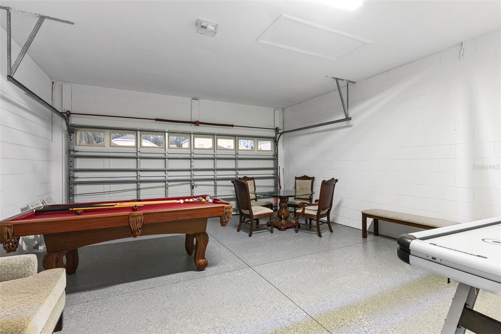 Image 29 of 41 For 215 Gleneagles Drive