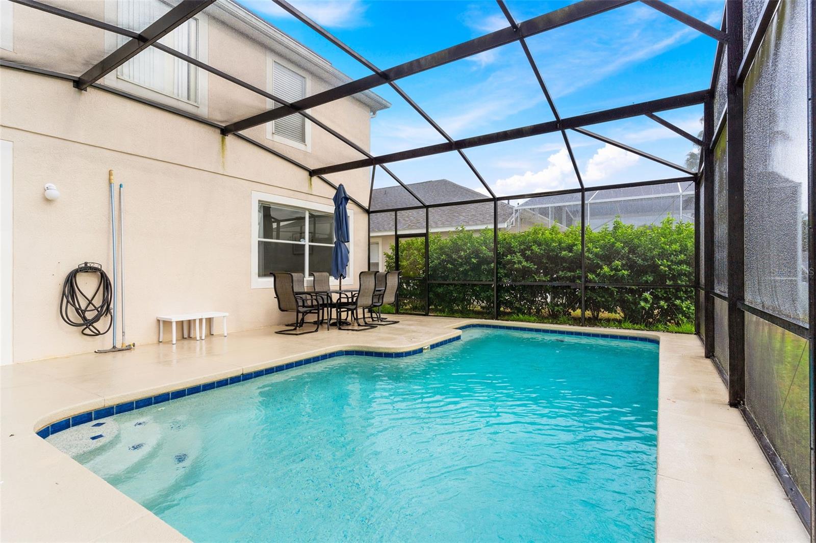 Image 31 of 41 For 215 Gleneagles Drive