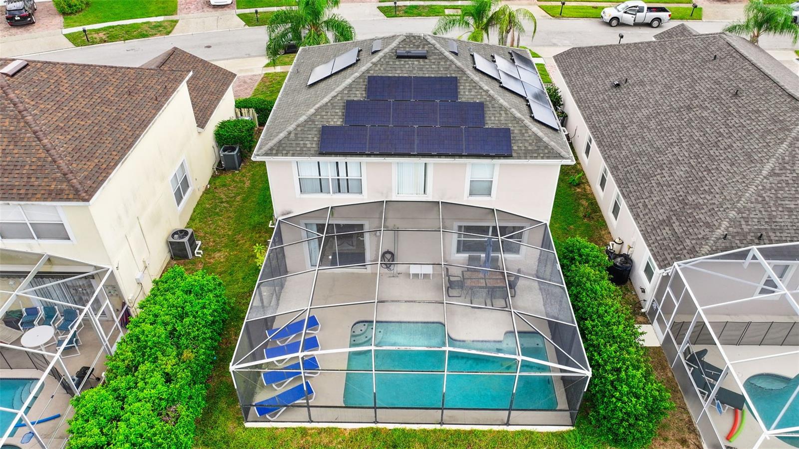 Image 34 of 41 For 215 Gleneagles Drive