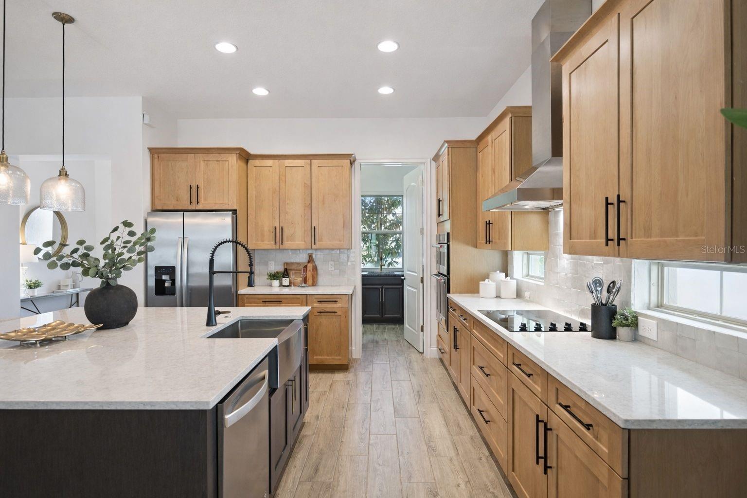 Image 10 of 53 For 10248 Beechwood Lane