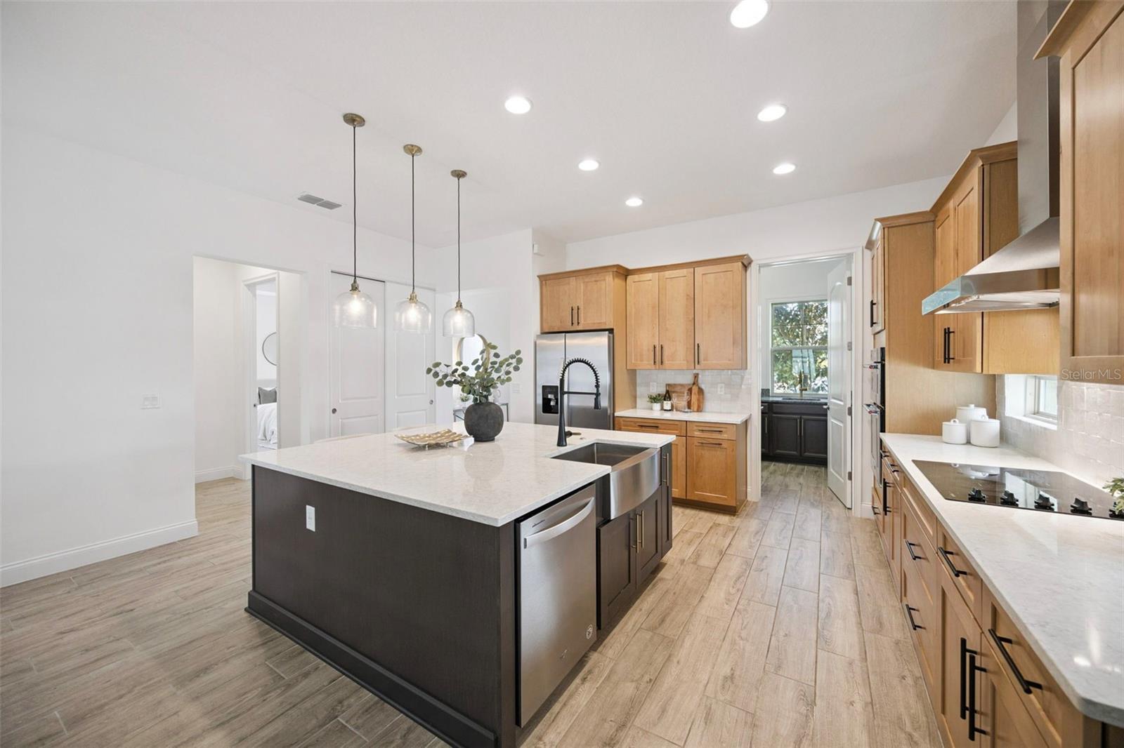 Image 14 of 53 For 10248 Beechwood Lane