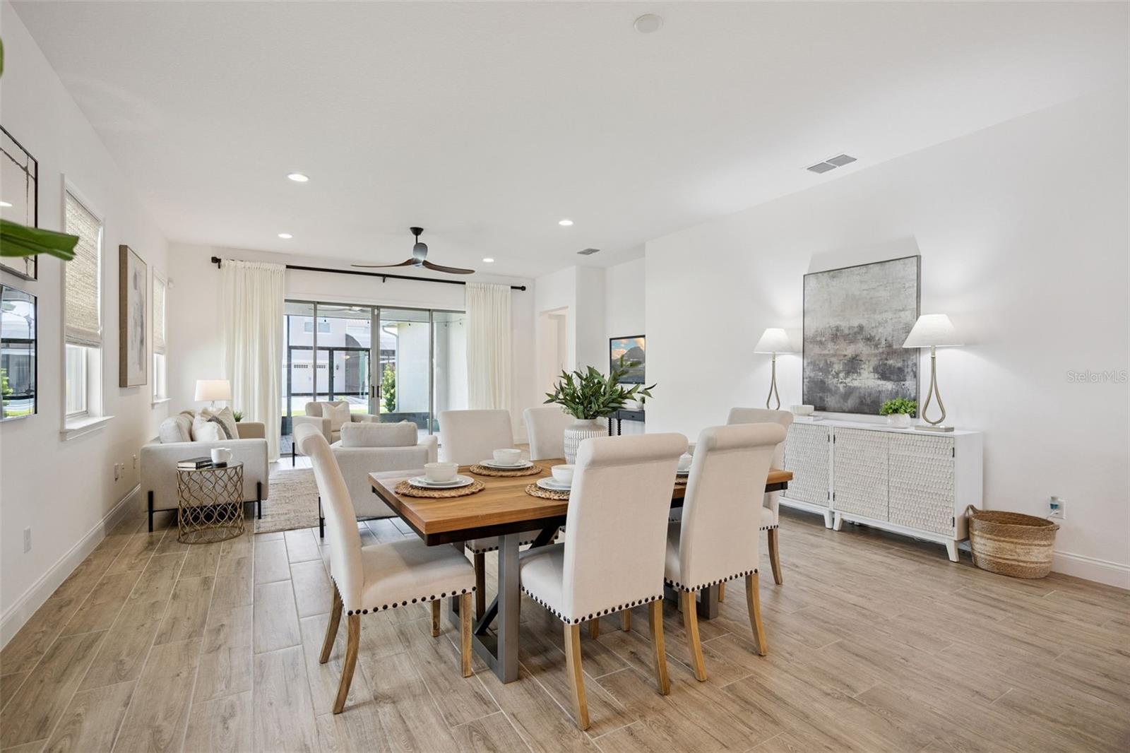 Image 16 of 53 For 10248 Beechwood Lane