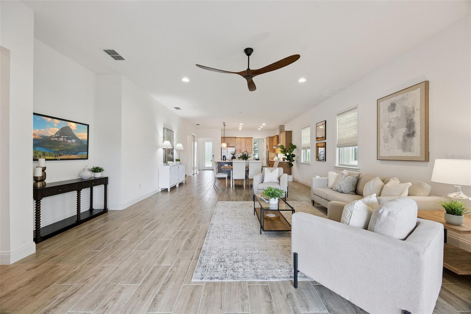 Image 18 of 53 For 10248 Beechwood Lane