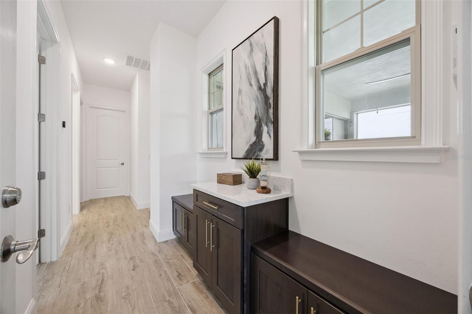 Image 32 of 53 For 10248 Beechwood Lane