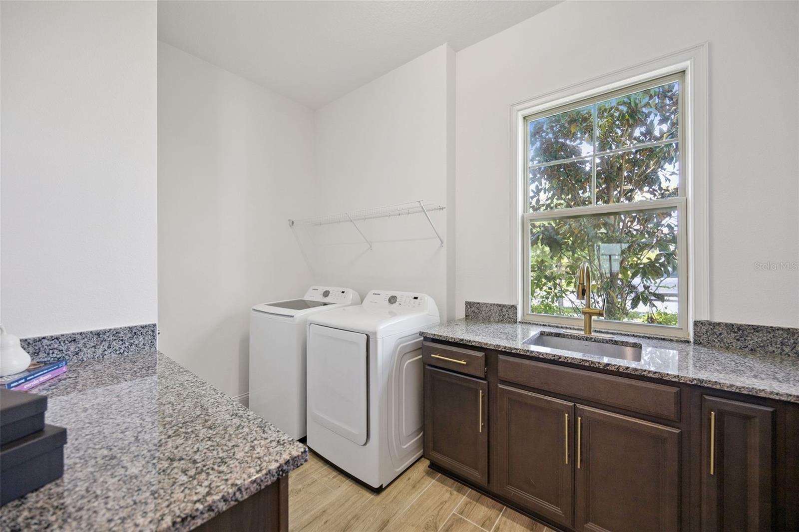 Image 38 of 53 For 10248 Beechwood Lane