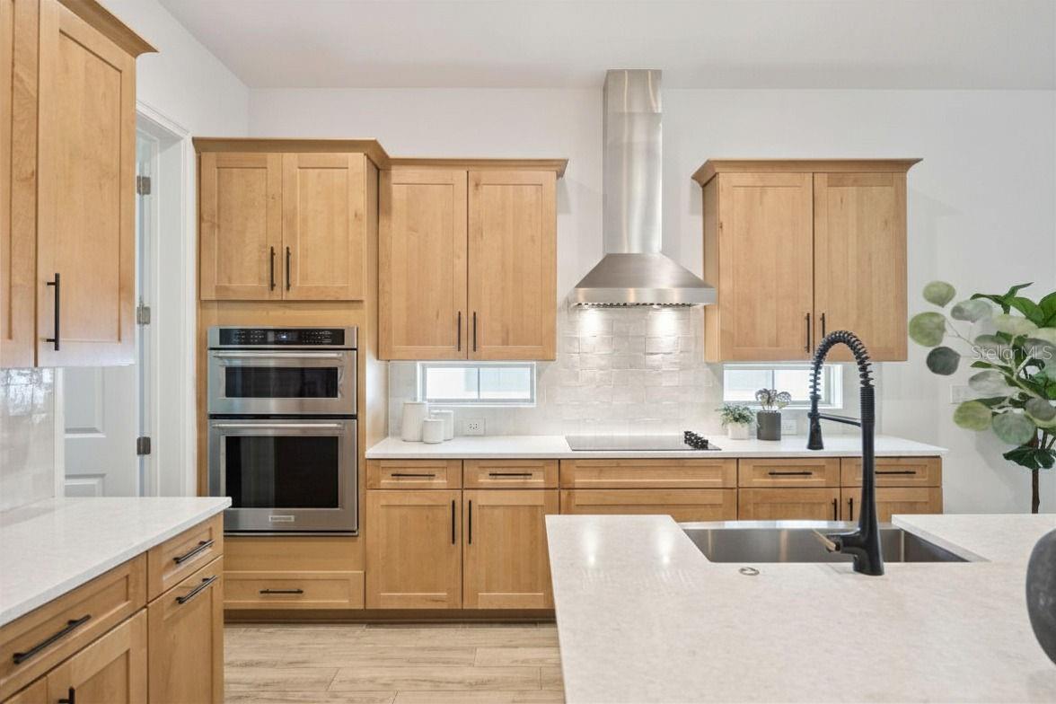 Image 8 of 53 For 10248 Beechwood Lane